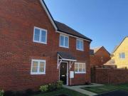 3 Bedrooms Semi detached house for sale in Summers...