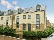 3 Bedrooms Semi detached house for sale in Summers Hill...