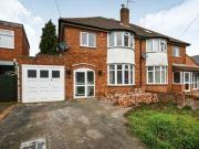 3 Bedrooms Semi detached house for sale in The Crescent,...