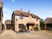 3 Bedrooms Semi detached house for sale in The Grange,... 3 Bedrooms Semi detached house for sale in The Grange,...