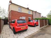 3 Bedrooms Semi detached house for sale in Theobald...