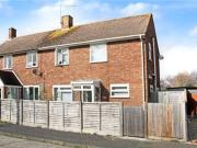 3 Bedrooms Semi detached house for sale in Thorncroft...
