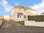 3 Bedrooms Semi detached house for sale in Tyrisha...