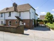 3 Bedrooms Semi detached house for sale in Well Street,...