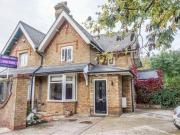 3 Bedrooms Semi detached house for sale in West End,...