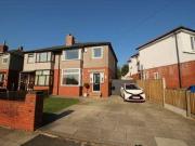 3 Bedrooms Semi detached house for sale in Westgate...