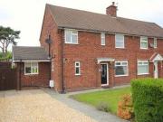 3 Bedrooms Semi detached house for sale in Wood Lane,...
