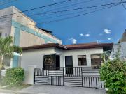 3 BEDROOMS SEMI FURNISHED BUNGALOW HOUSE FOR SALE / RENT...