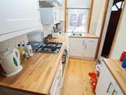 3 Bedrooms Terraced house for rent in All Bills...