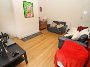 3 Bedrooms Terraced house for rent in All Bills...