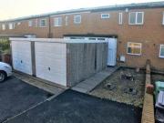 3 Bedrooms Terraced house for rent in Birchmore,...