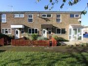 3 Bedrooms Terraced house for rent in Bramber Close,...