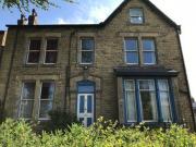 3 Bedrooms Terraced house for rent in Chapeltown Road,...