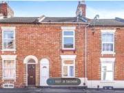 3 Bedrooms Terraced house for rent in Cyril Street,...