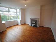 3 Bedrooms Terraced house for rent in Fifth Avenue,...