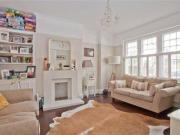 3 Bedrooms Terraced house for rent in Frankfurt Road,...