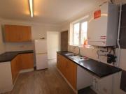 3 Bedrooms Terraced house for rent in Henderson Road,...