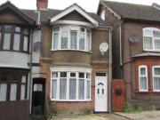 3 Bedrooms Terraced house for rent in Hitchin Road,...