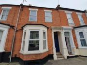 3 Bedrooms Terraced house for rent in Holly Road,...