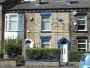 3 Bedrooms Terraced house for rent in Huddersfield Road,...