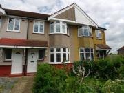 3 Bedrooms Terraced house for rent in Hurst Road, Bexley DA5
