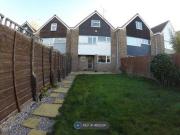 3 Bedrooms Terraced house for rent in Jacquard Close,...