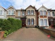 3 Bedrooms Terraced house for rent in Kensington...