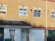 3 Bedrooms Terraced house for rent in Ladys Close,...