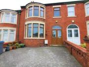 3 Bedrooms Terraced house for rent in Leeds Road,...