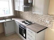 3 Bedrooms Terraced house for rent in Lilian Street,...