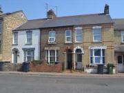 3 Bedrooms Terraced house for rent in Mill Road,...