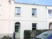3 Bedrooms Terraced house for rent in Naunton Crescent,...