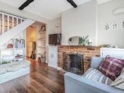 3 Bedrooms Terraced house for rent in Norden Road,...