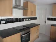 3 Bedrooms Terraced house for rent in Okell Street,...