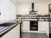 3 Bedrooms Terraced house for rent in Old Kempshott...