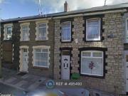 3 Bedrooms Terraced house for rent in Park Street,...