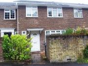 3 Bedrooms Terraced house for rent in Pinetrees Close,...