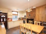 3 Bedrooms Terraced house for rent in Pipworth Lane,...