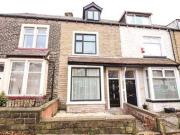 3 Bedrooms Terraced house for rent in Rossendale Road,...