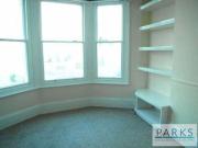 3 Bedrooms Terraced house for rent in Roundhill Street,...
