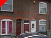 3 Bedrooms Terraced house for rent in Russell Street,...