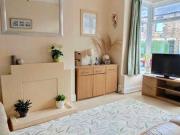 3 Bedrooms Terraced house for rent in Salisbury Road,...