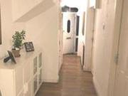 3 Bedrooms Terraced house for rent in Scotts Road,...