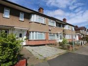 3 Bedrooms Terraced house for rent in Sidmouth Drive,...