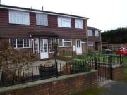 3 Bedrooms Terraced house for rent in Southdene,...