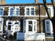 3 Bedrooms Terraced house for rent in Splott Road,...