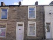 3 Bedrooms Terraced house for rent in Spring Street,...