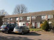 3 Bedrooms Terraced house for rent in Springclose Lane,...