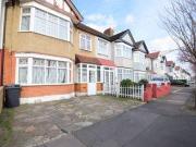 3 Bedrooms Terraced house for rent in Springfield Drive,...