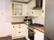3 Bedrooms Terraced house for rent in St. James Road,...